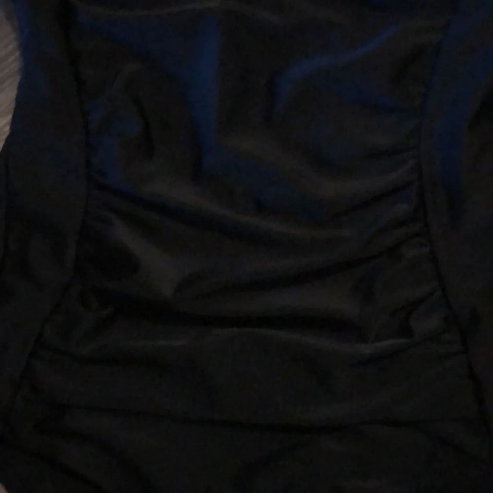 Beautique black one piece swimsuit - Picture 3 of 7